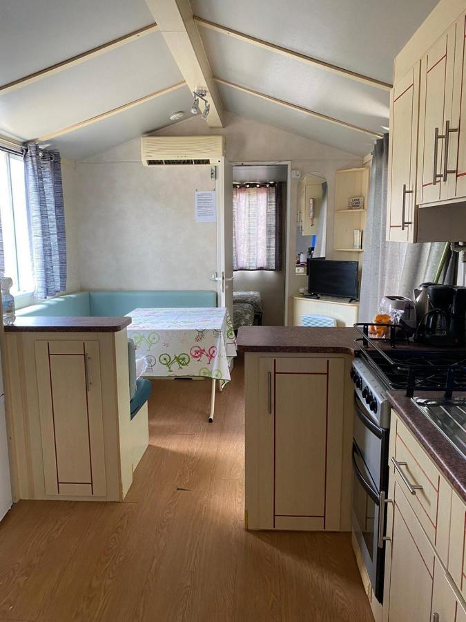 فيلا Chiclana Mobile House - Piscina , Wi-Fi, Relax شيكلانا دي لا فرونتيرا المظهر الخارجي الصورة